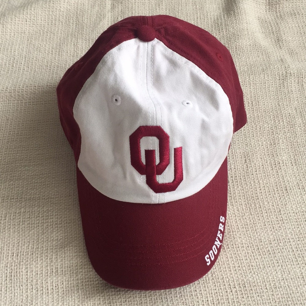 NWOT Oklahoma Sooners hat